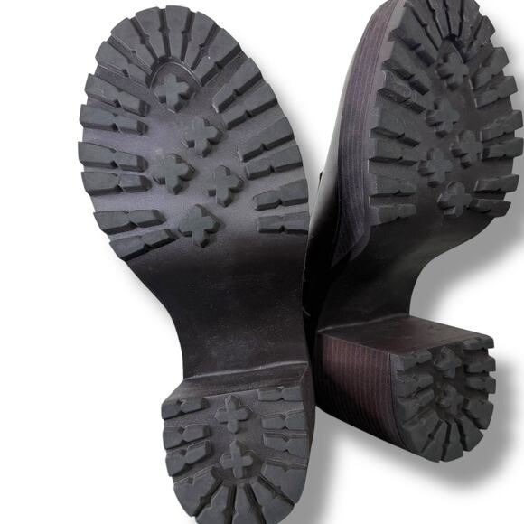 Torrid Brown Lace-Up Heeled Oxford Lug Sole Block Heel Ankle Chunky Boots 9.5WW - Picture 9 of 10